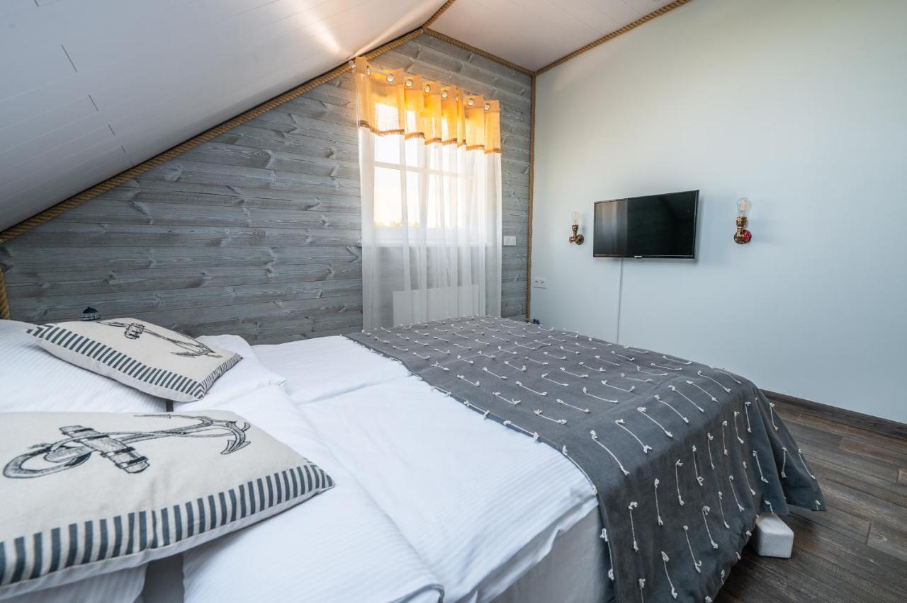 Pakri Parun Aparthotel Paldiski Ngoại thất bức ảnh